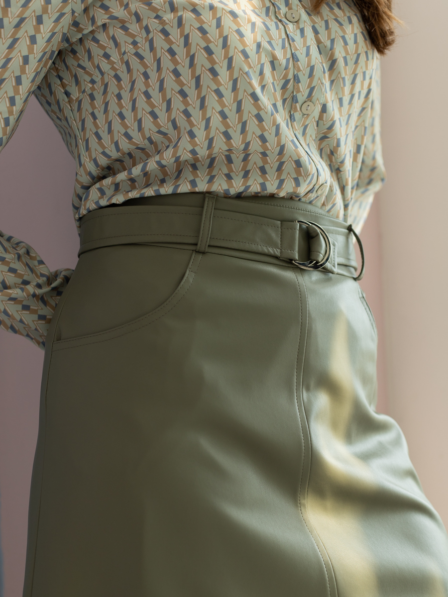 Женская одежда, юбка из экокожи, артикул: 1001-0811, Цвет: салатовый,  Фабрика Трика, фото №1