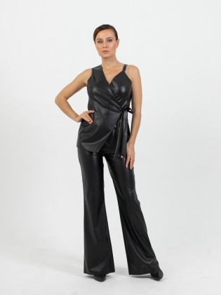 Женская одежда, брюки из экокожи, артикул: 4470-0583, Цвет: черный,  Фабрика Трика, фото №1.