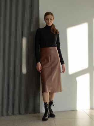 Женская одежда, юбка из экокожи, артикул: 859-0474, Цвет: коричневый,  Фабрика Трика, фото №1.