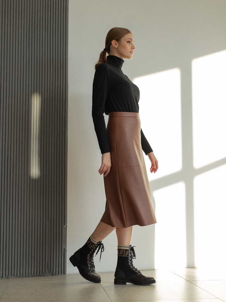Женская одежда, юбка из экокожи, артикул: 859-0474, Цвет: коричневый,  Фабрика Трика, фото №1