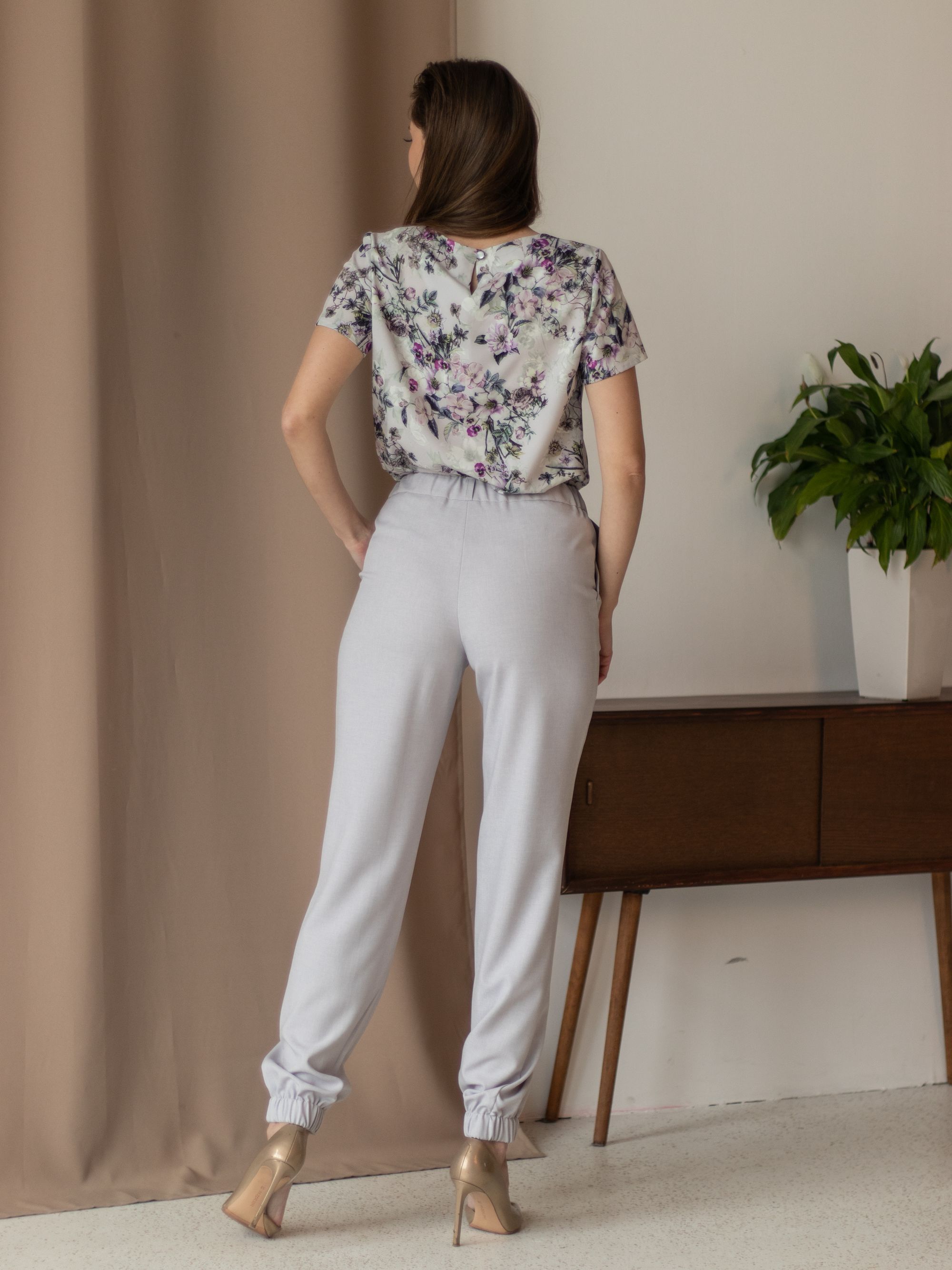 Женская одежда, брюки, артикул: 4451-0533, Цвет: серый,  Фабрика Трика, фото №1